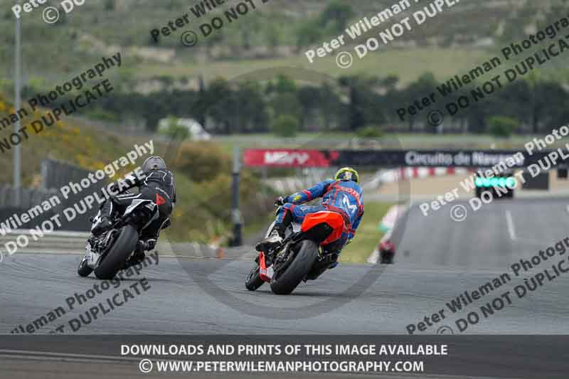 cadwell no limits trackday;cadwell park;cadwell park photographs;cadwell trackday photographs;enduro digital images;event digital images;eventdigitalimages;navarra;no limits trackdays;peter wileman photography;racing digital images;trackday digital images;trackday photos